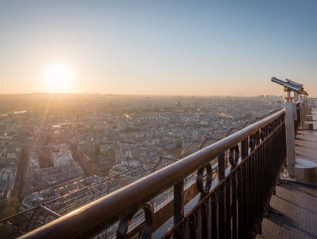 lever de soleil 2ème étage Tour Eiffel
